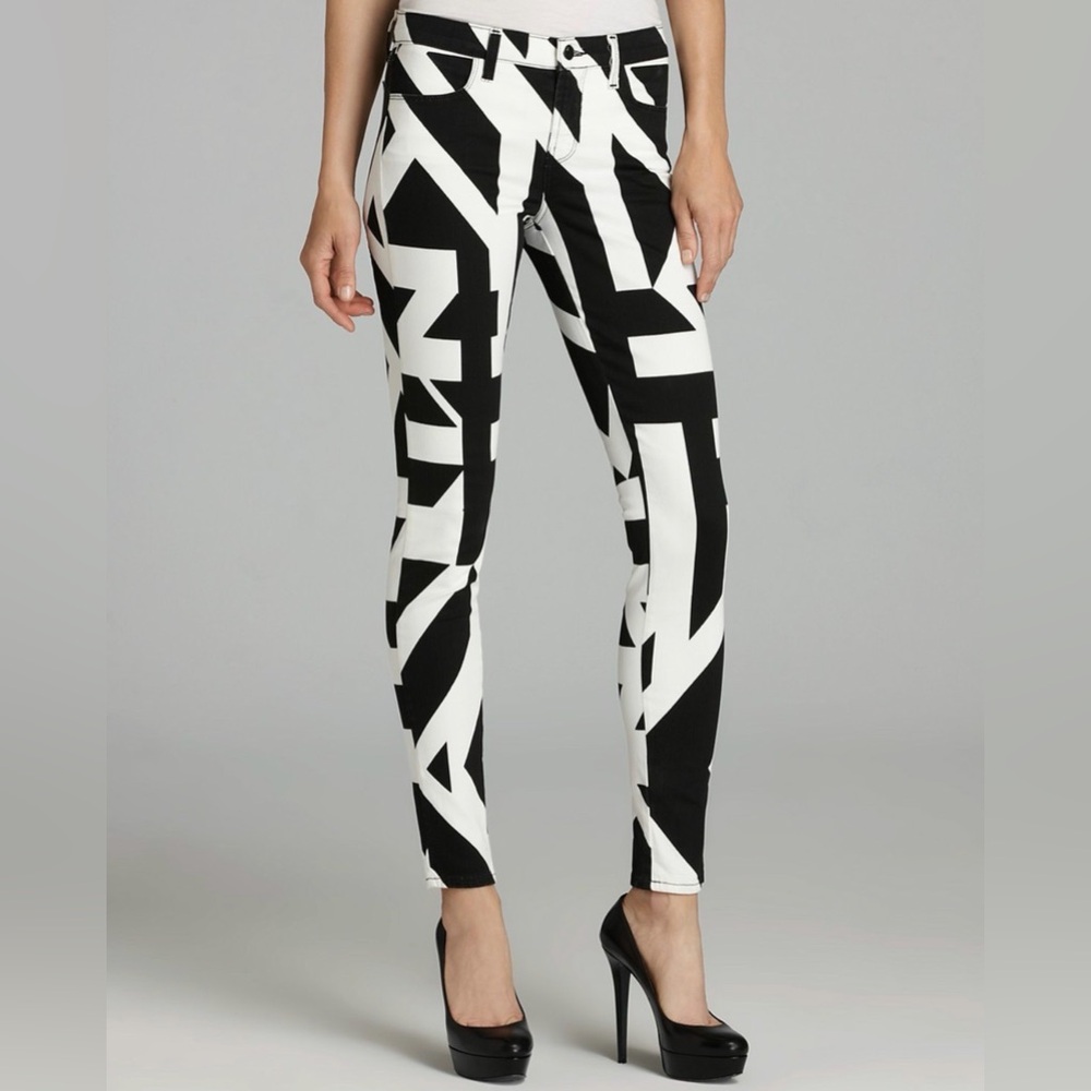 J BRAND - super skinny mid rise jeans - 32